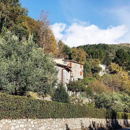 Daire La Casina Nel Borgo Camaiore